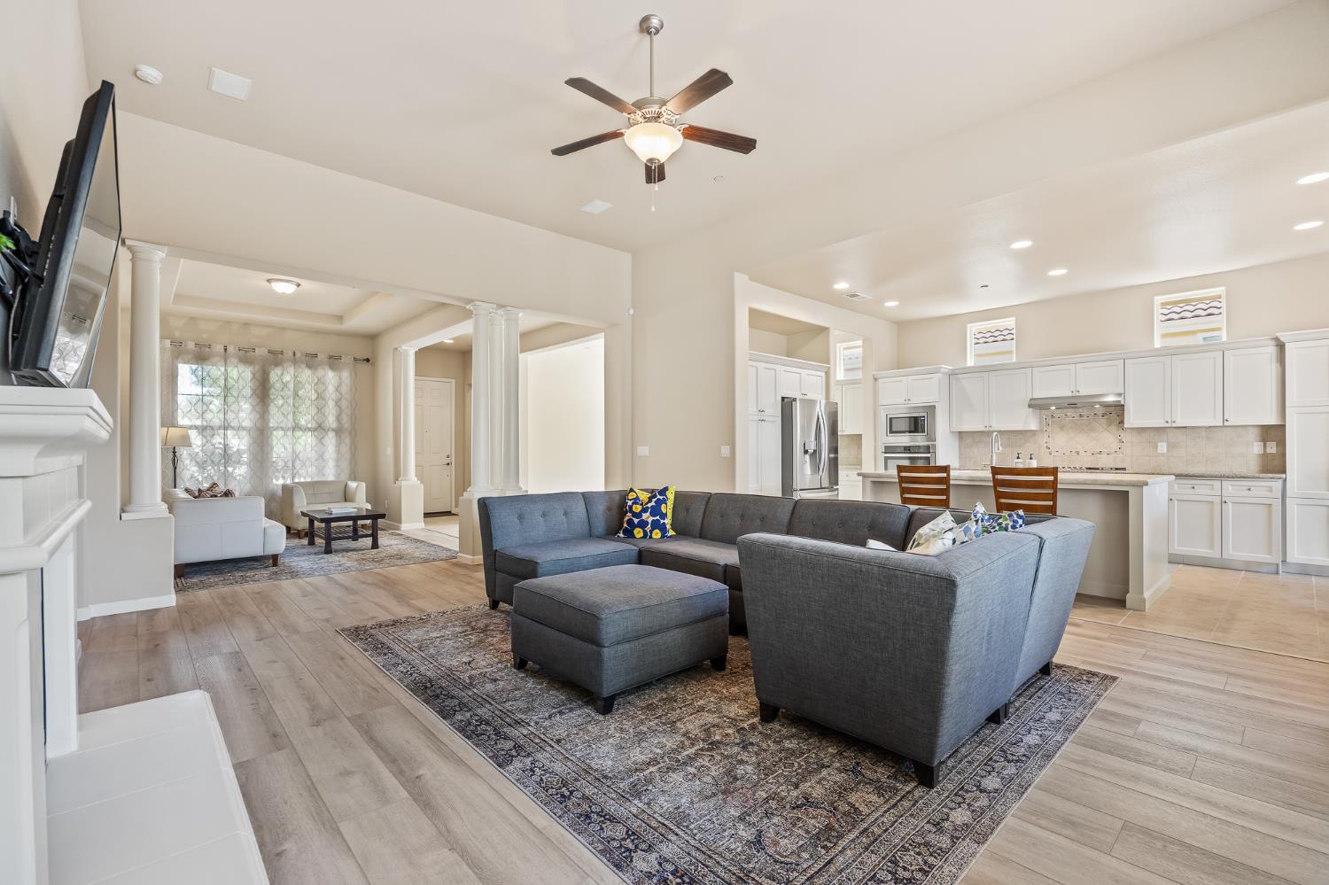 10911 E Swift Ave, Clovis, CA 93619