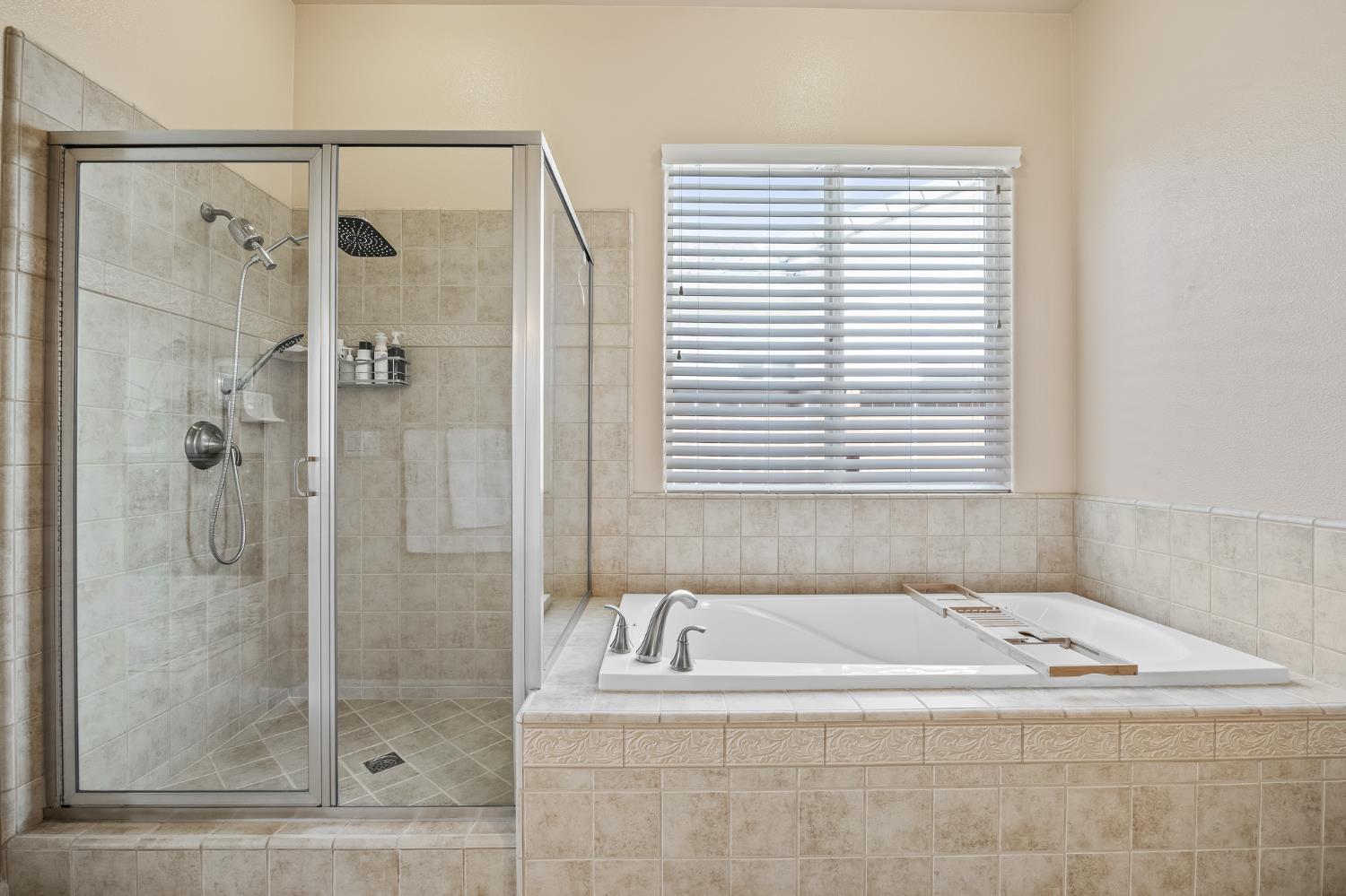 10911 E Swift Ave, Clovis, CA 93619