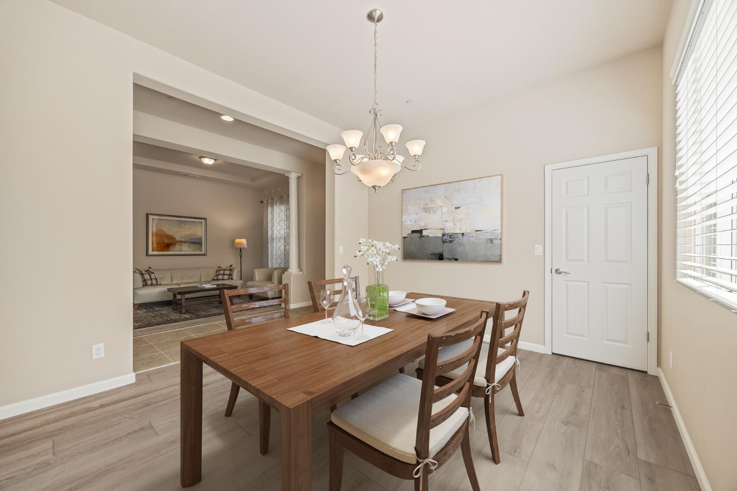 10911 E Swift Ave, Clovis, CA 93619