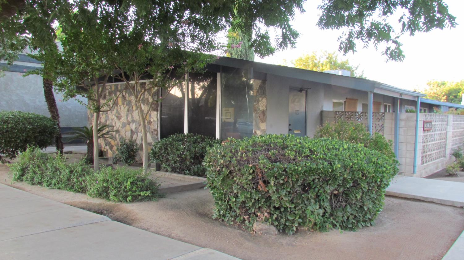 756 G St, Reedley, CA 93654