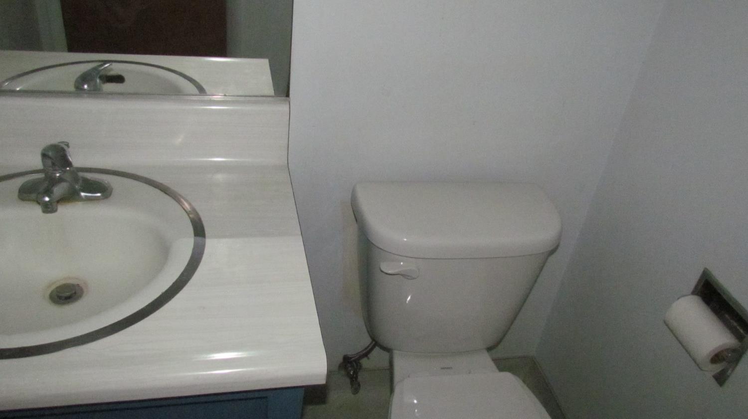 756 G St, Reedley, CA 93654