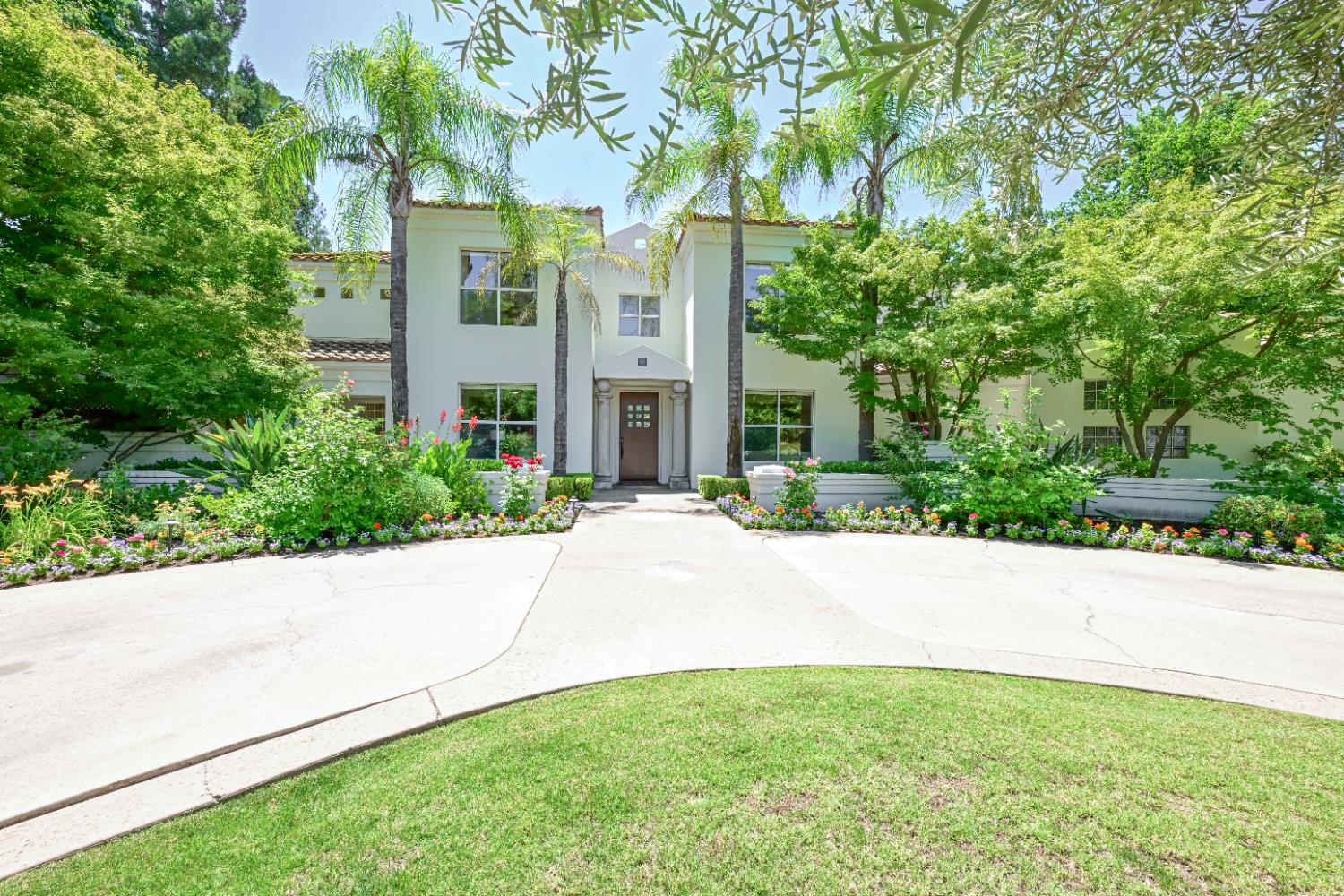 6670 N Sequoia Ave, Fresno, CA 93711