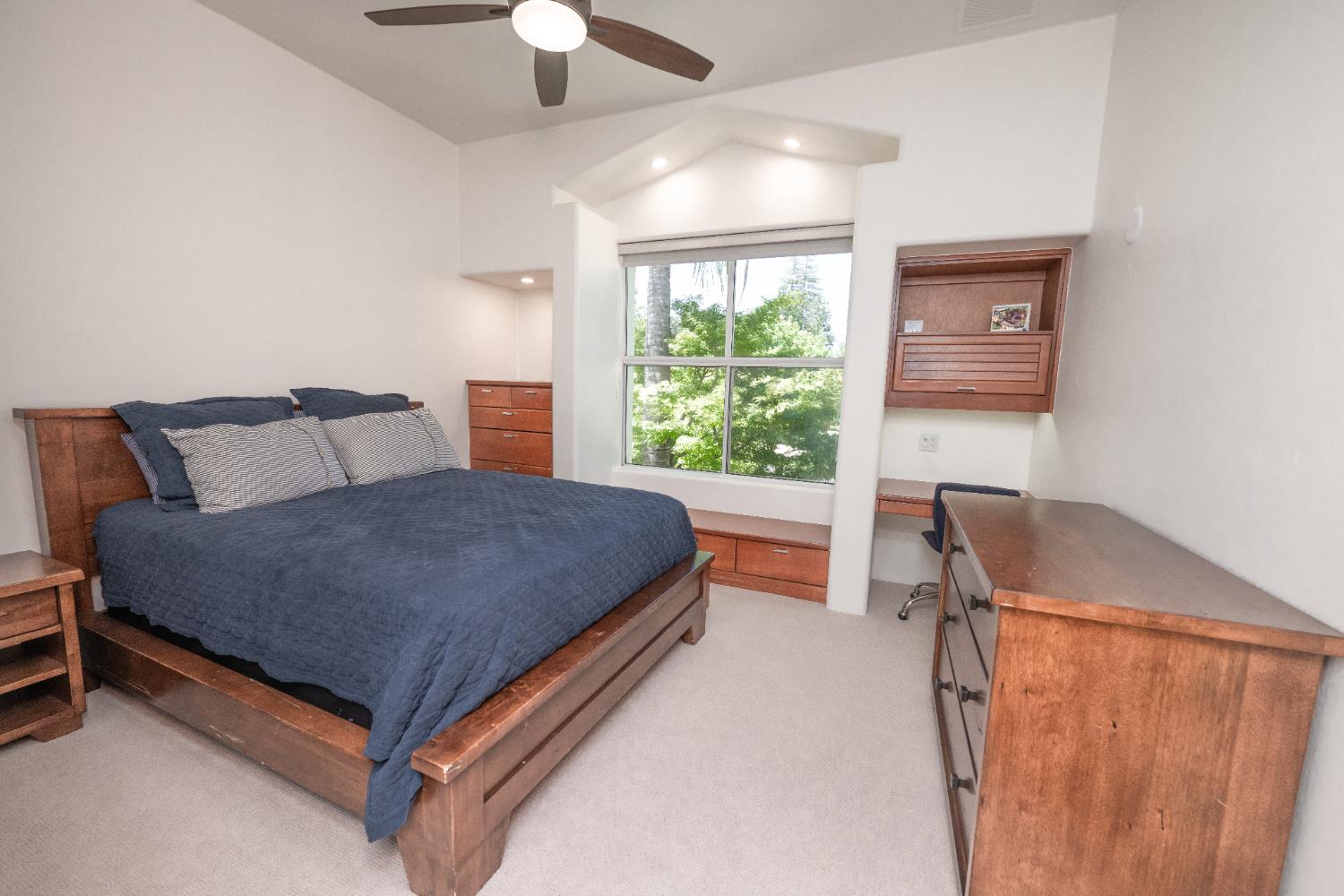 6670 N Sequoia Ave, Fresno, CA 93711