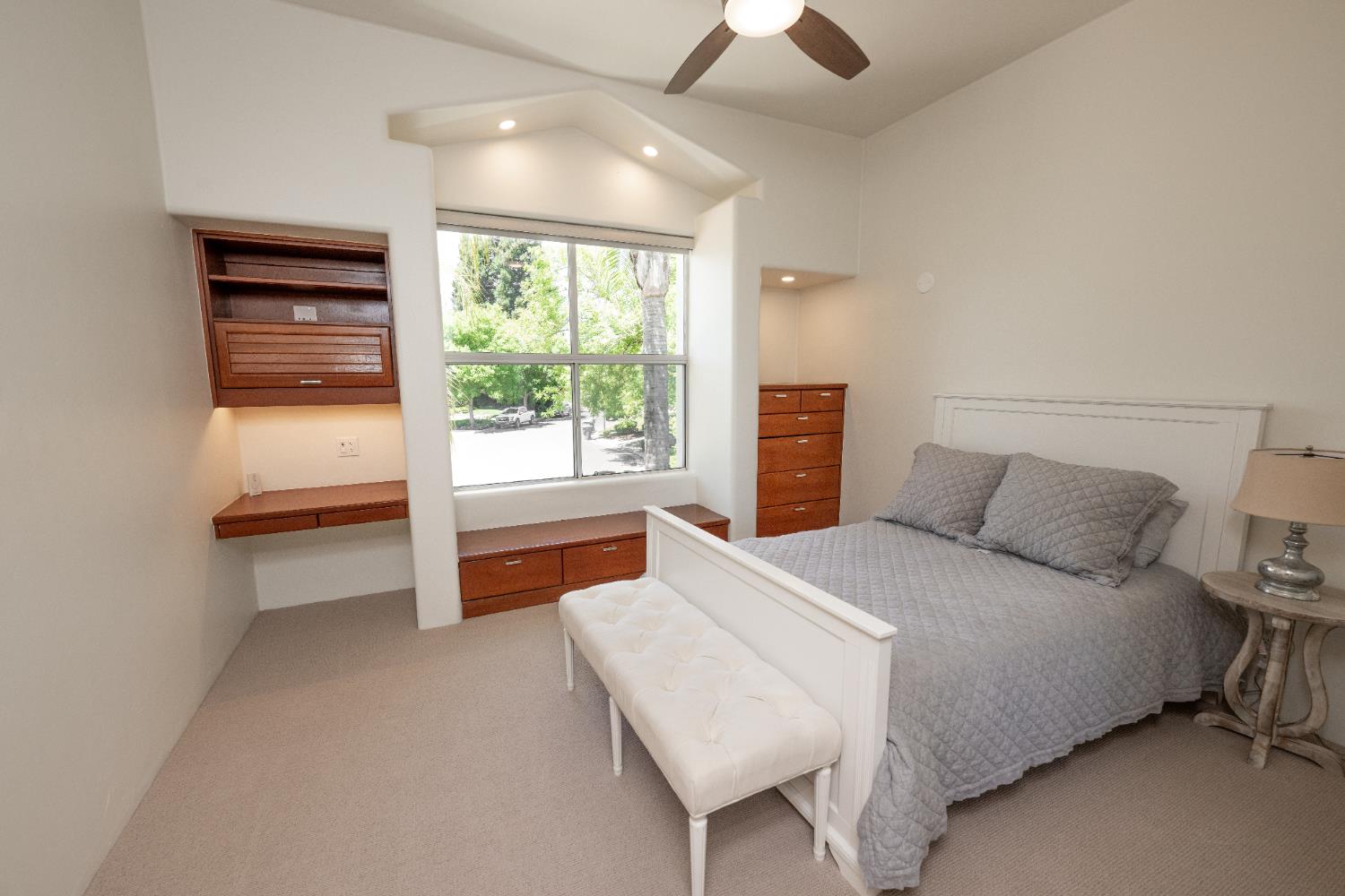 6670 N Sequoia Ave, Fresno, CA 93711