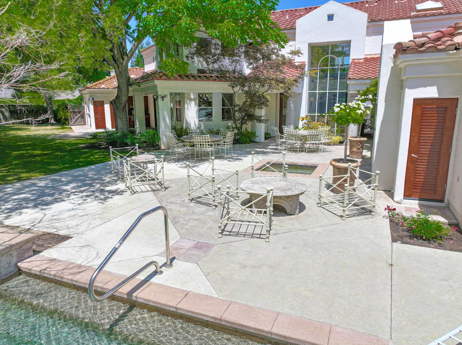 6670 N Sequoia Ave, Fresno, CA 93711