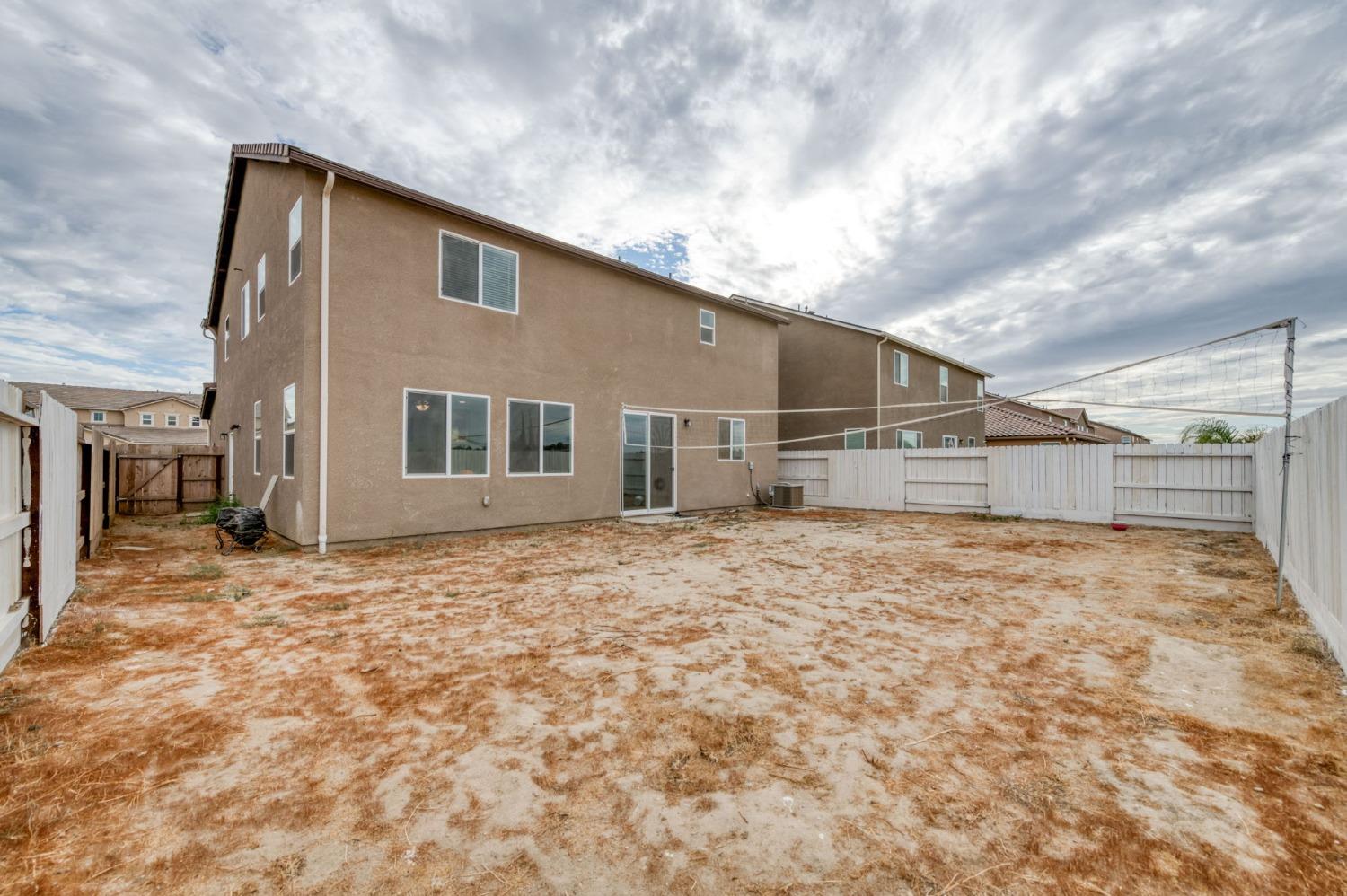 14288 W El Mar Ave, Kerman, CA 93630