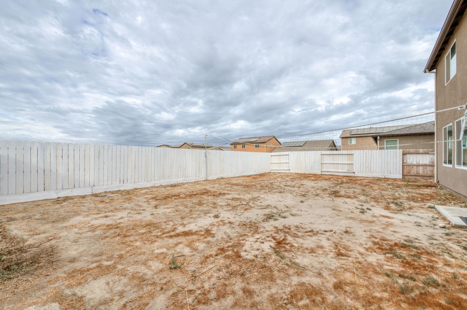 14288 W El Mar Ave, Kerman, CA 93630