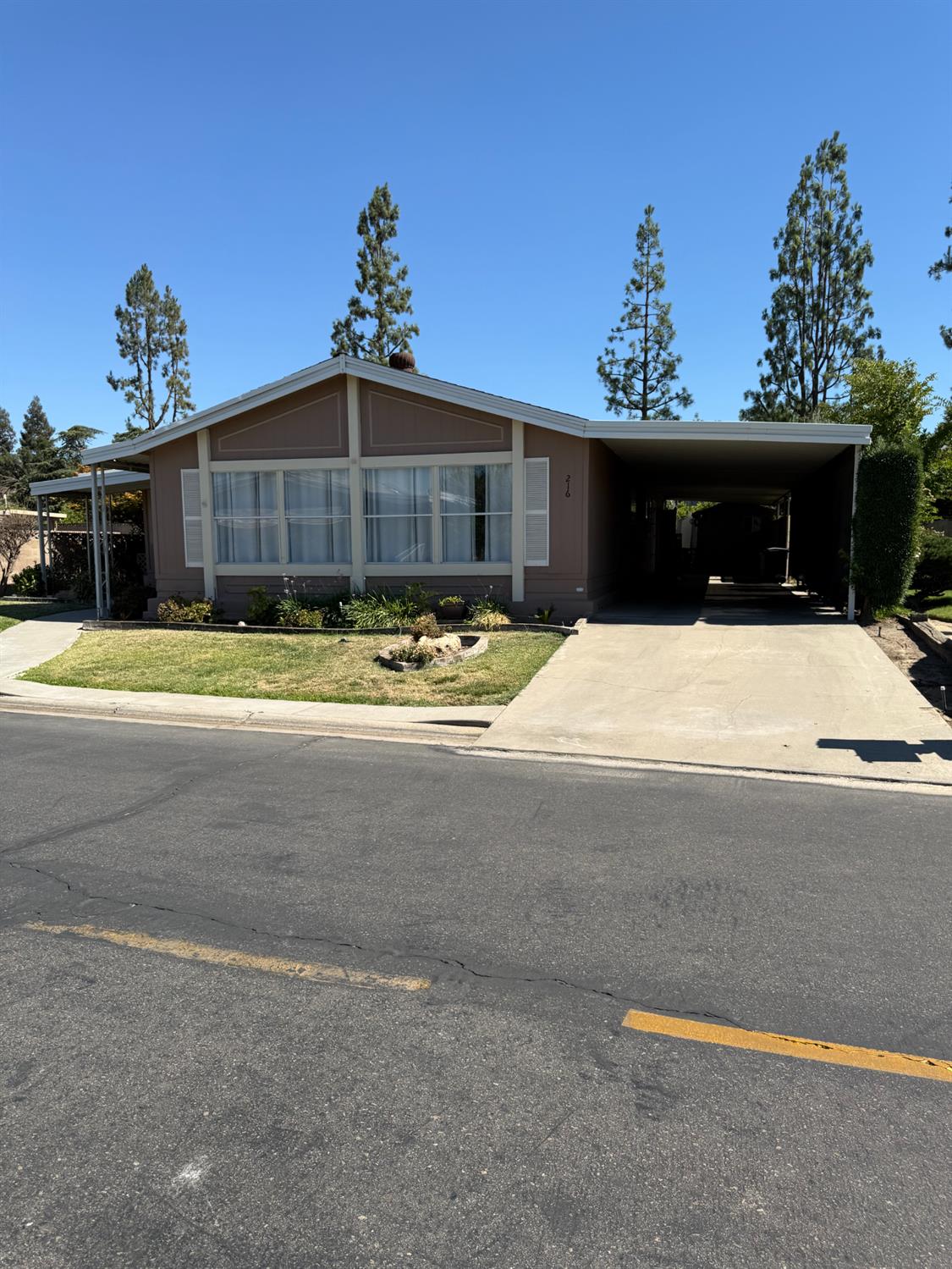 1701 Dinuba Ave #216, Selma, CA 93662