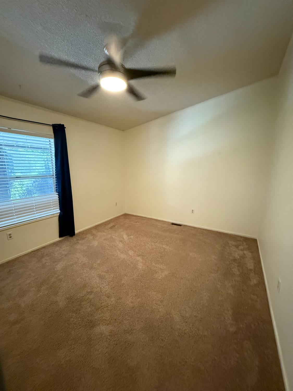 1701 Dinuba Ave #216, Selma, CA 93662