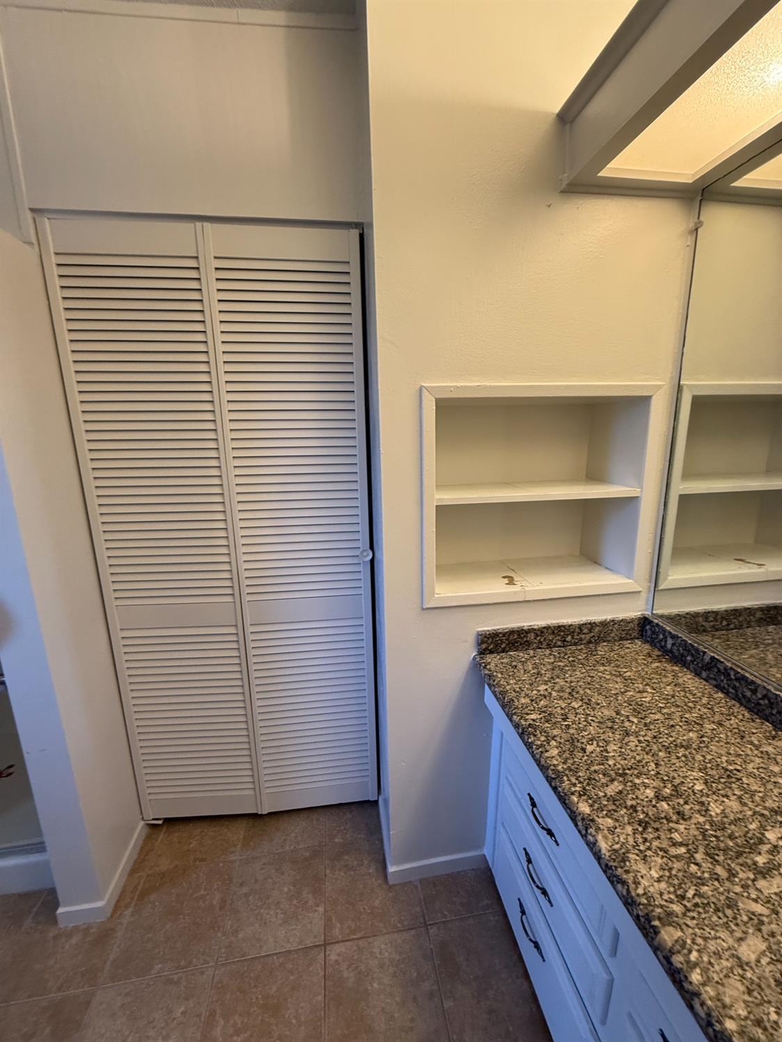 1701 Dinuba Ave #216, Selma, CA 93662