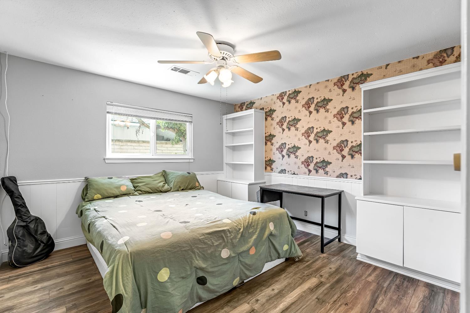 6597 N Haslam Ave, Fresno, CA 93711