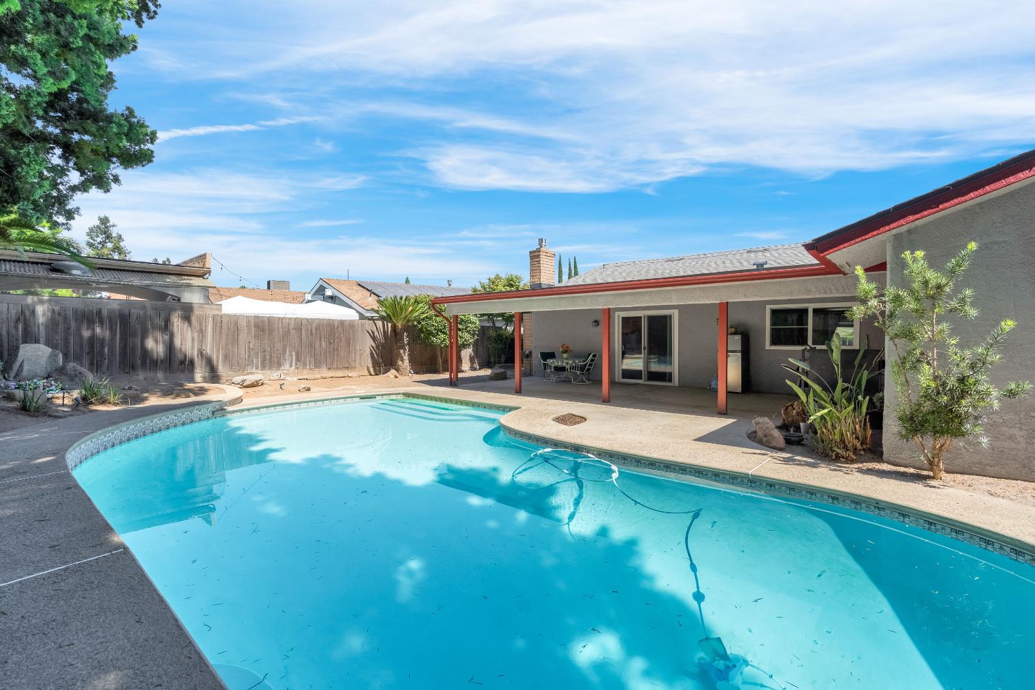 6597 N Haslam Ave, Fresno, CA 93711