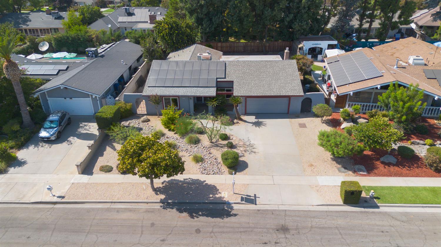 6597 N Haslam Ave, Fresno, CA 93711