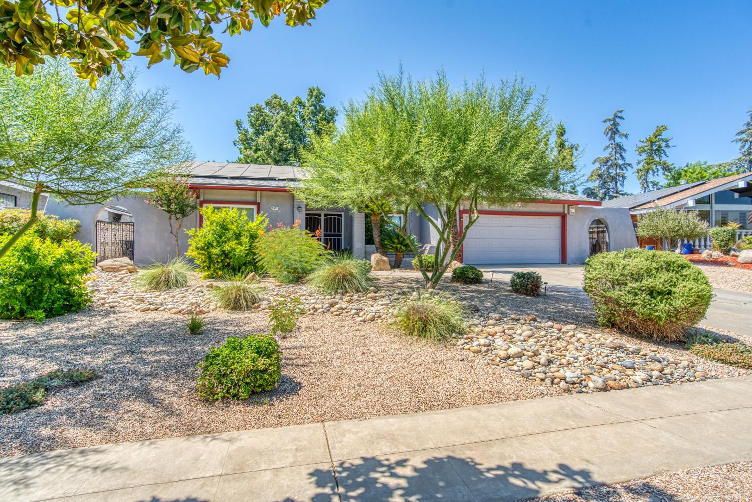 6597 N Haslam Ave, Fresno, CA 93711