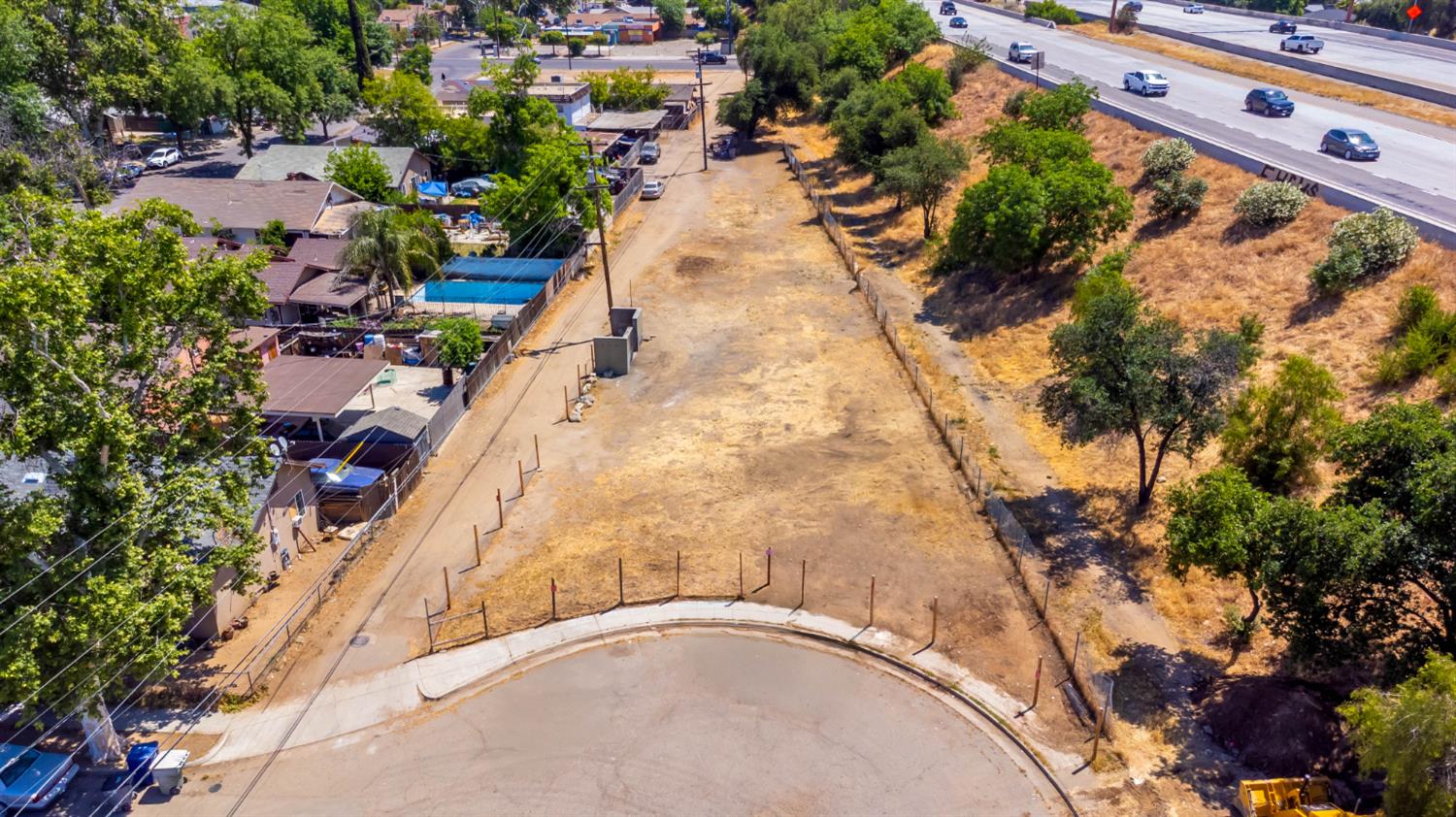 824 N Thesta Ave, Fresno, CA 93701