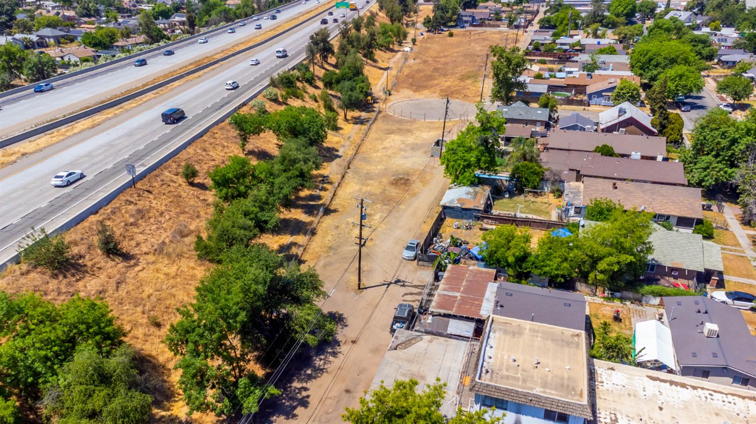 824 N Thesta Ave, Fresno, CA 93701