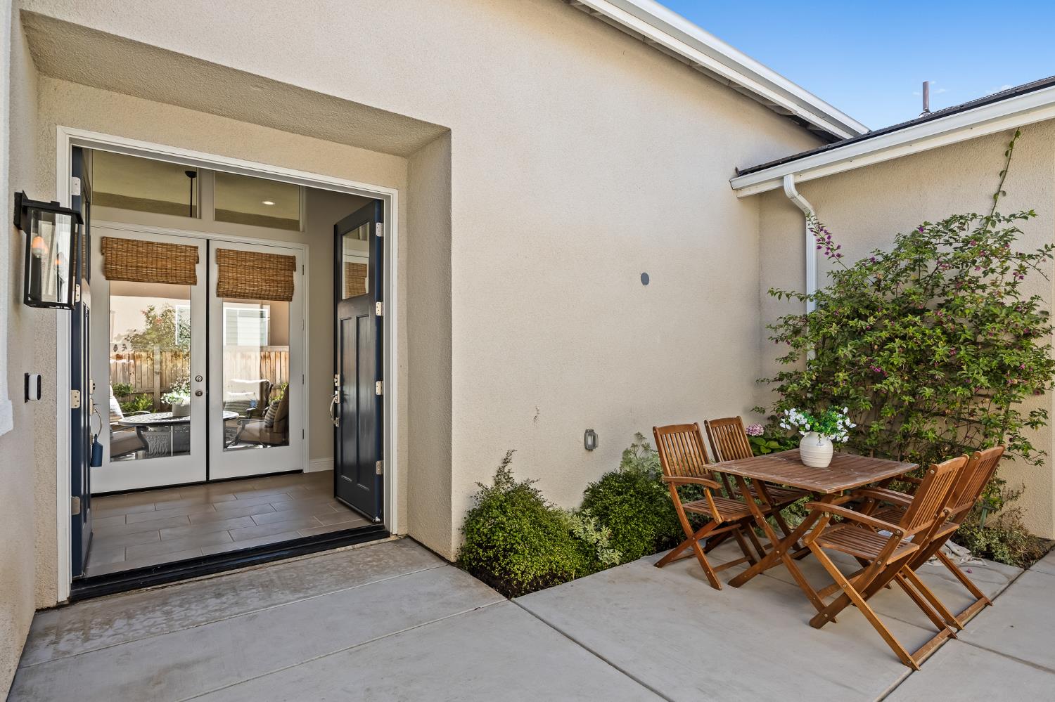 998 Highland Rd W, Madera, CA 93636