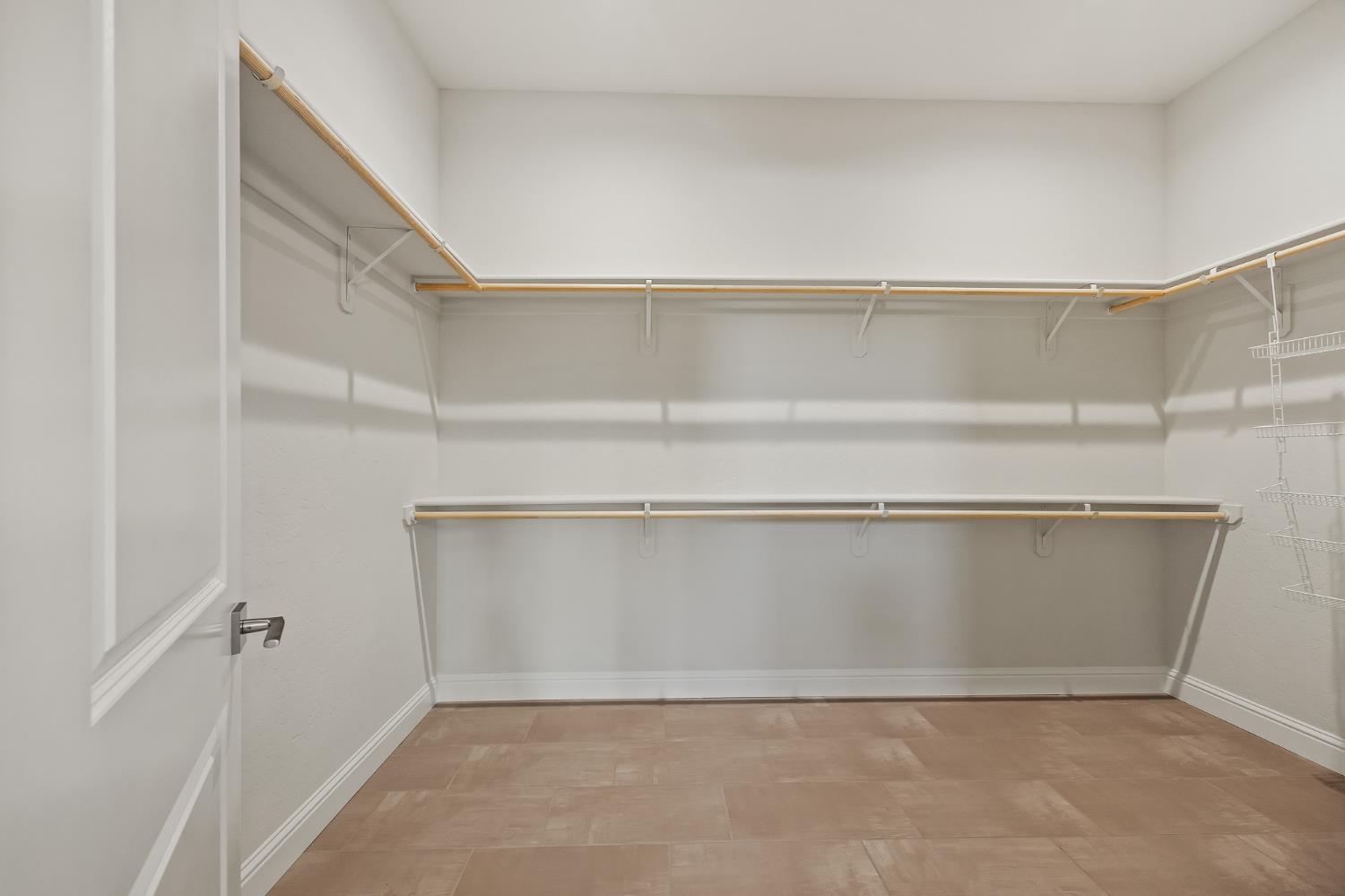 998 Highland Rd W, Madera, CA 93636