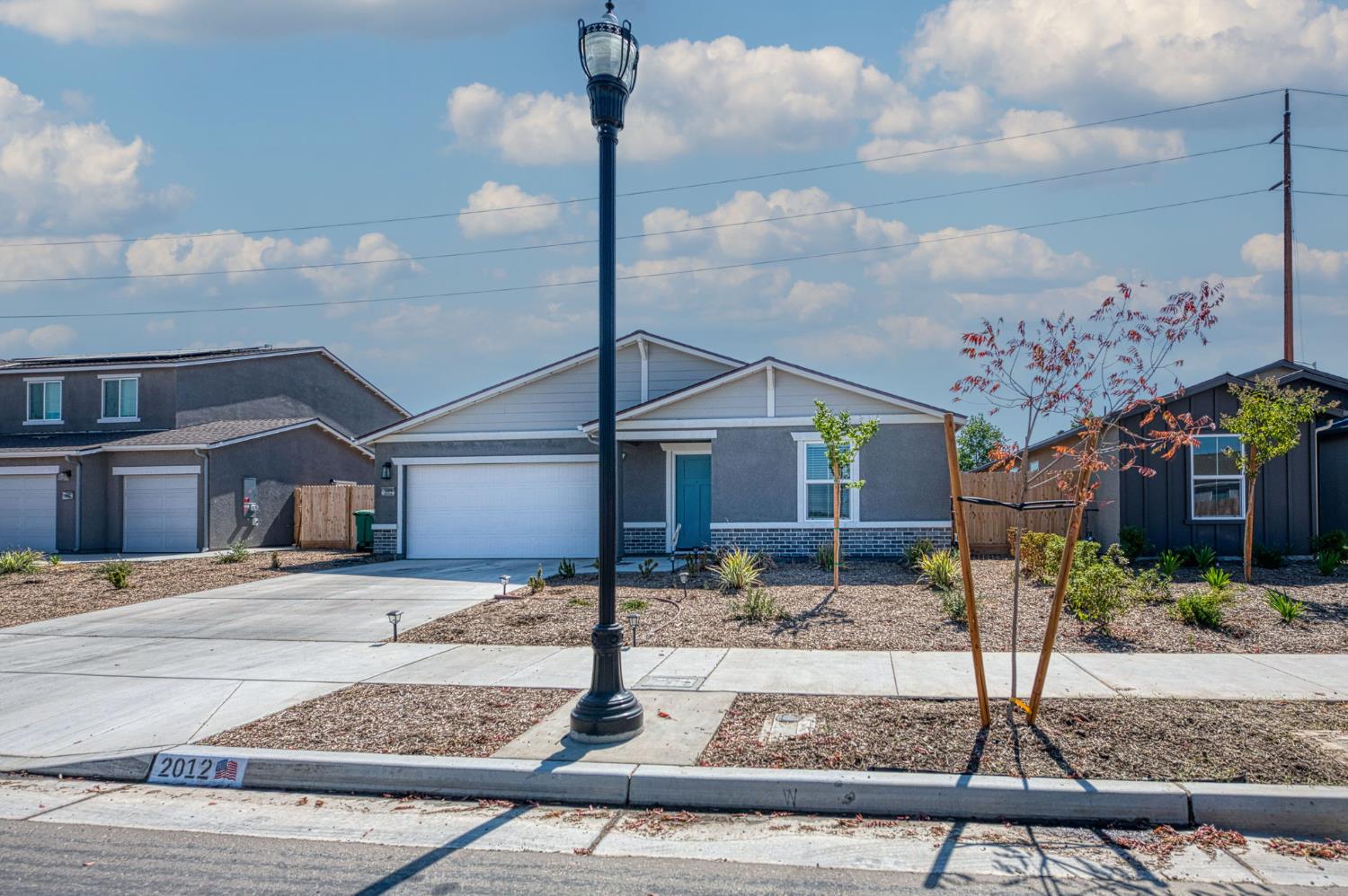 2012 Richard Ave, Sanger, CA 93657