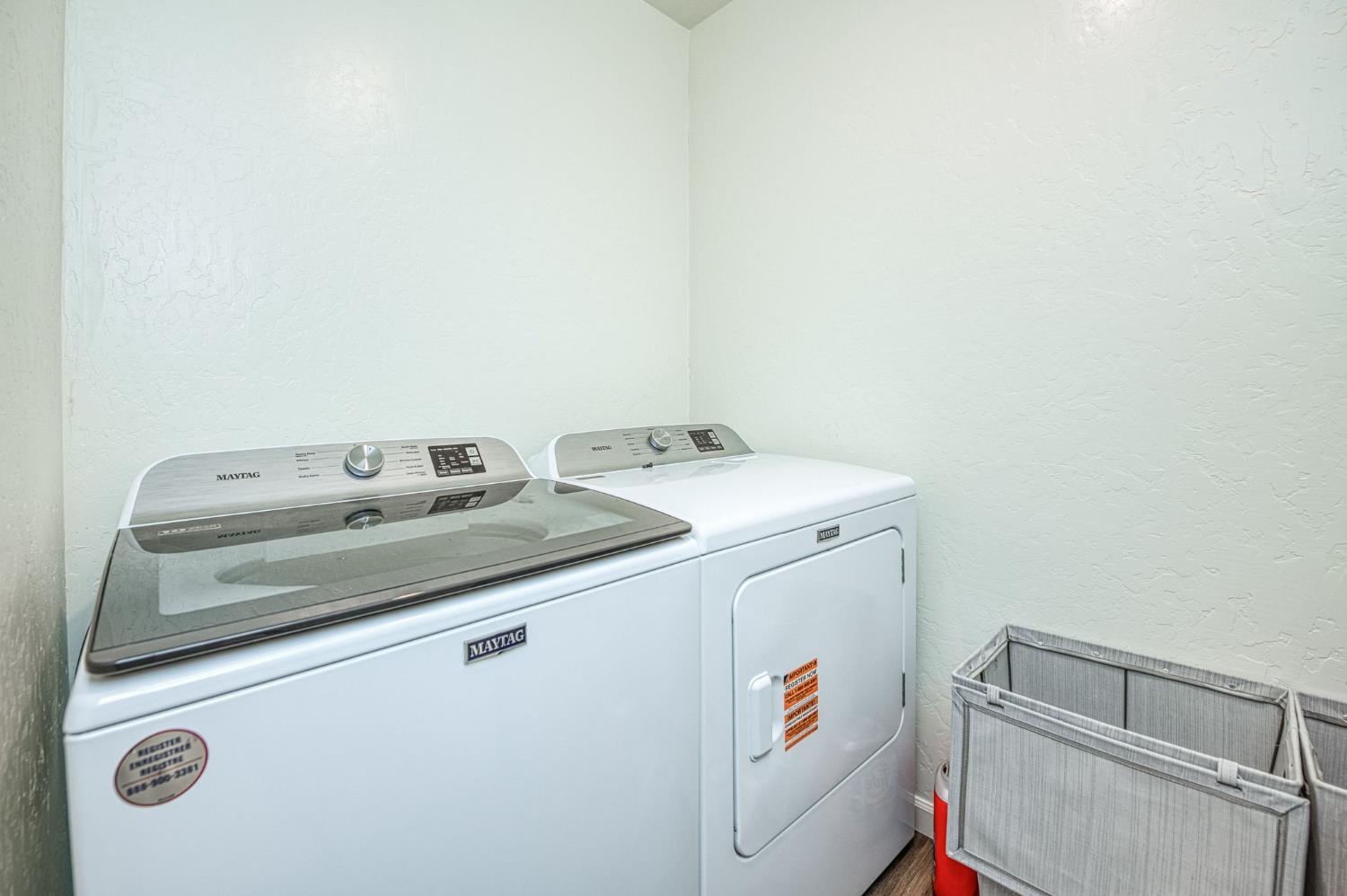 2012 Richard Ave, Sanger, CA 93657