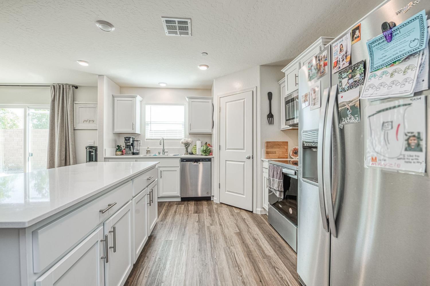 2012 Richard Ave, Sanger, CA 93657