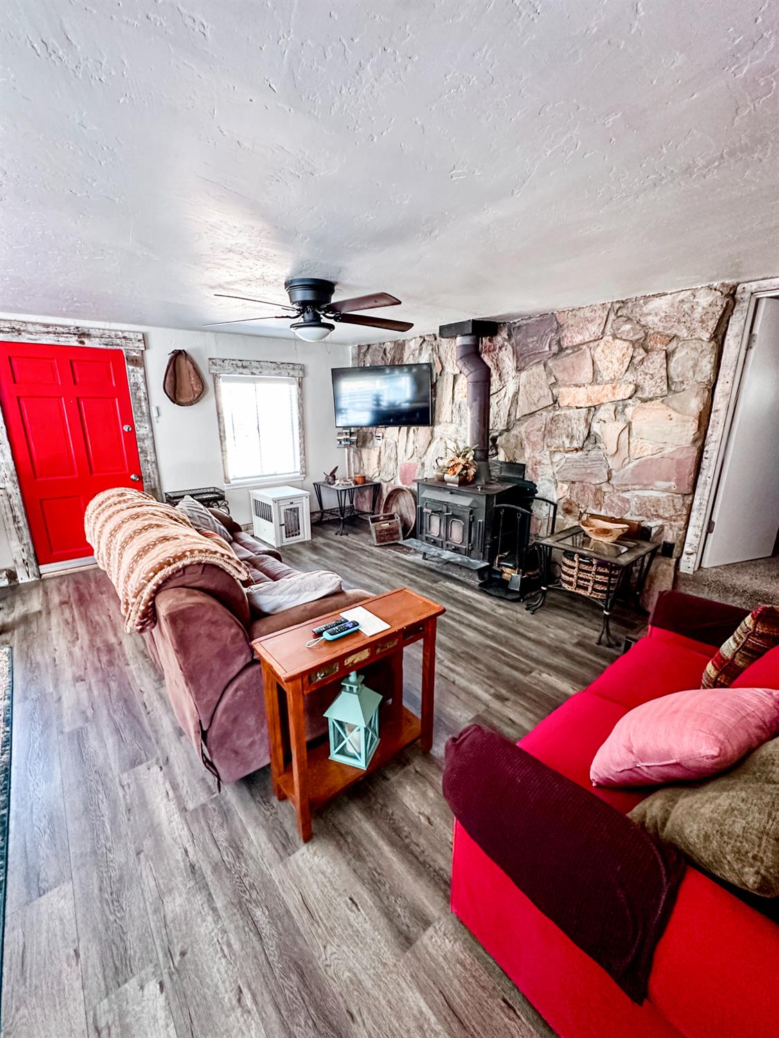 37969 Road 422, Oakhurst, CA 93644