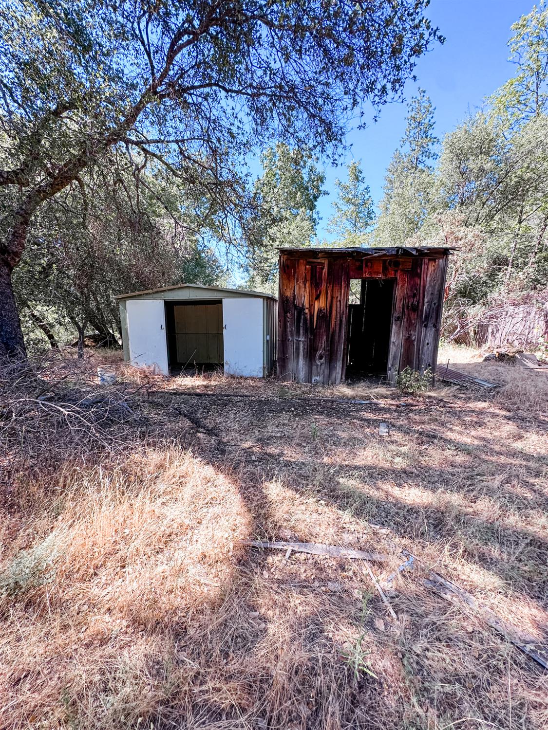 37969 Road 422, Oakhurst, CA 93644