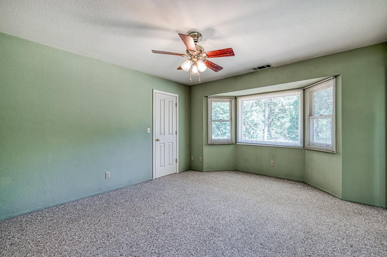 39000 Corlew Ln, Auberry, CA 93602