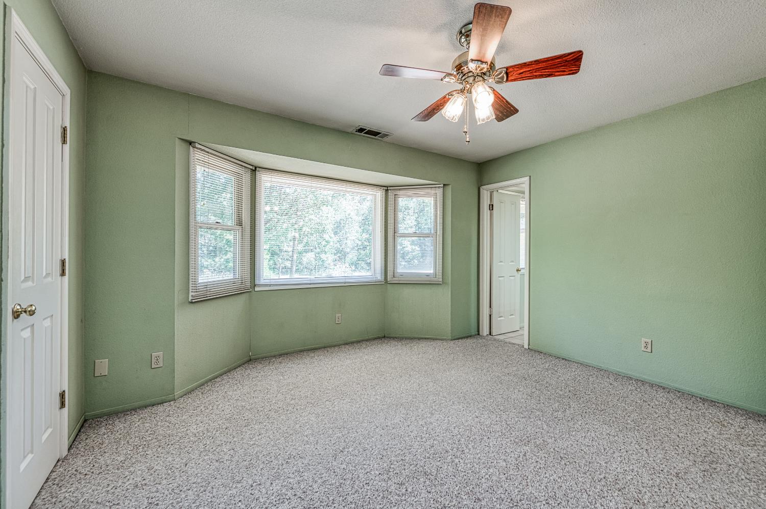 39000 Corlew Ln, Auberry, CA 93602