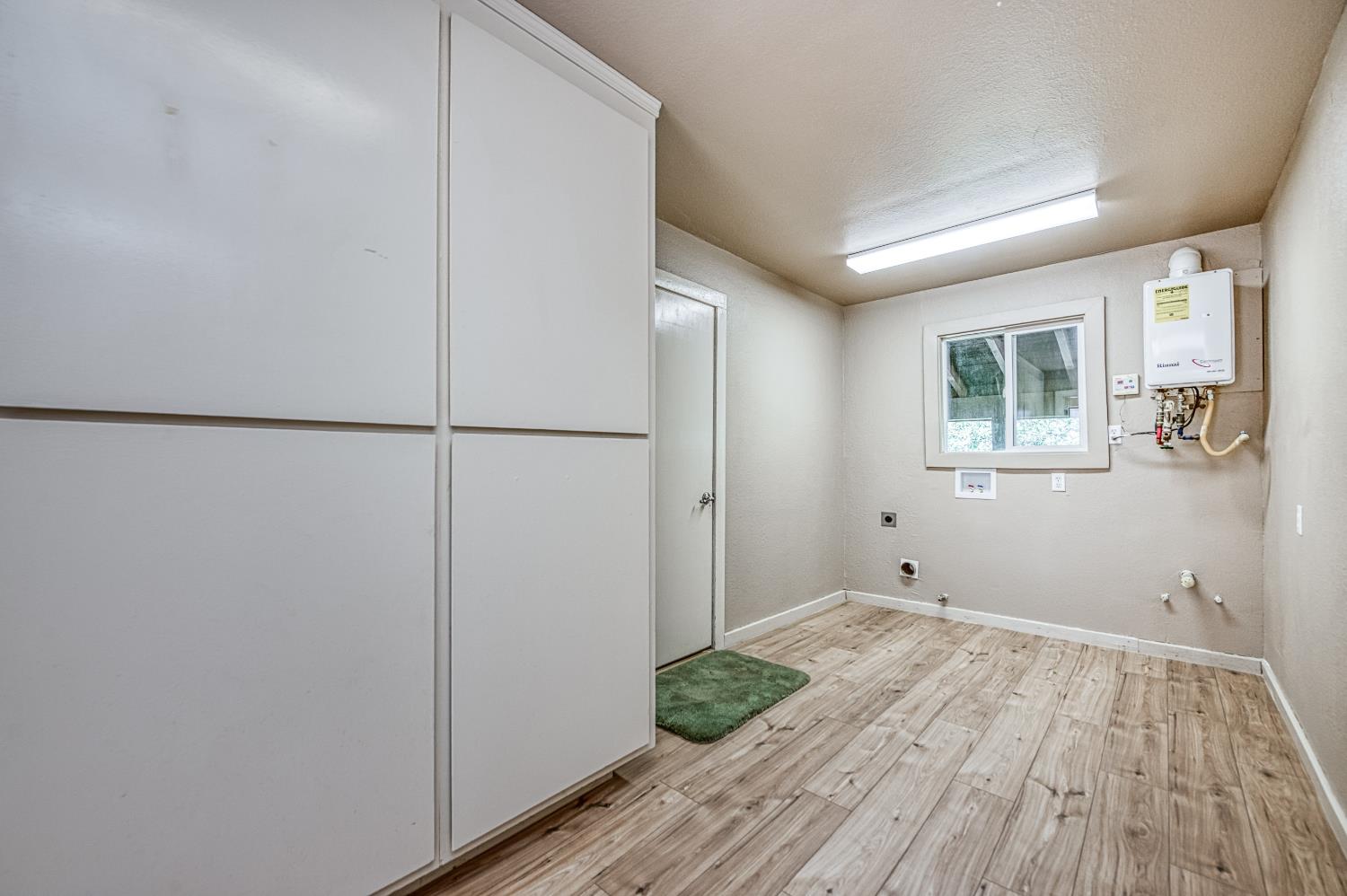 39000 Corlew Ln, Auberry, CA 93602