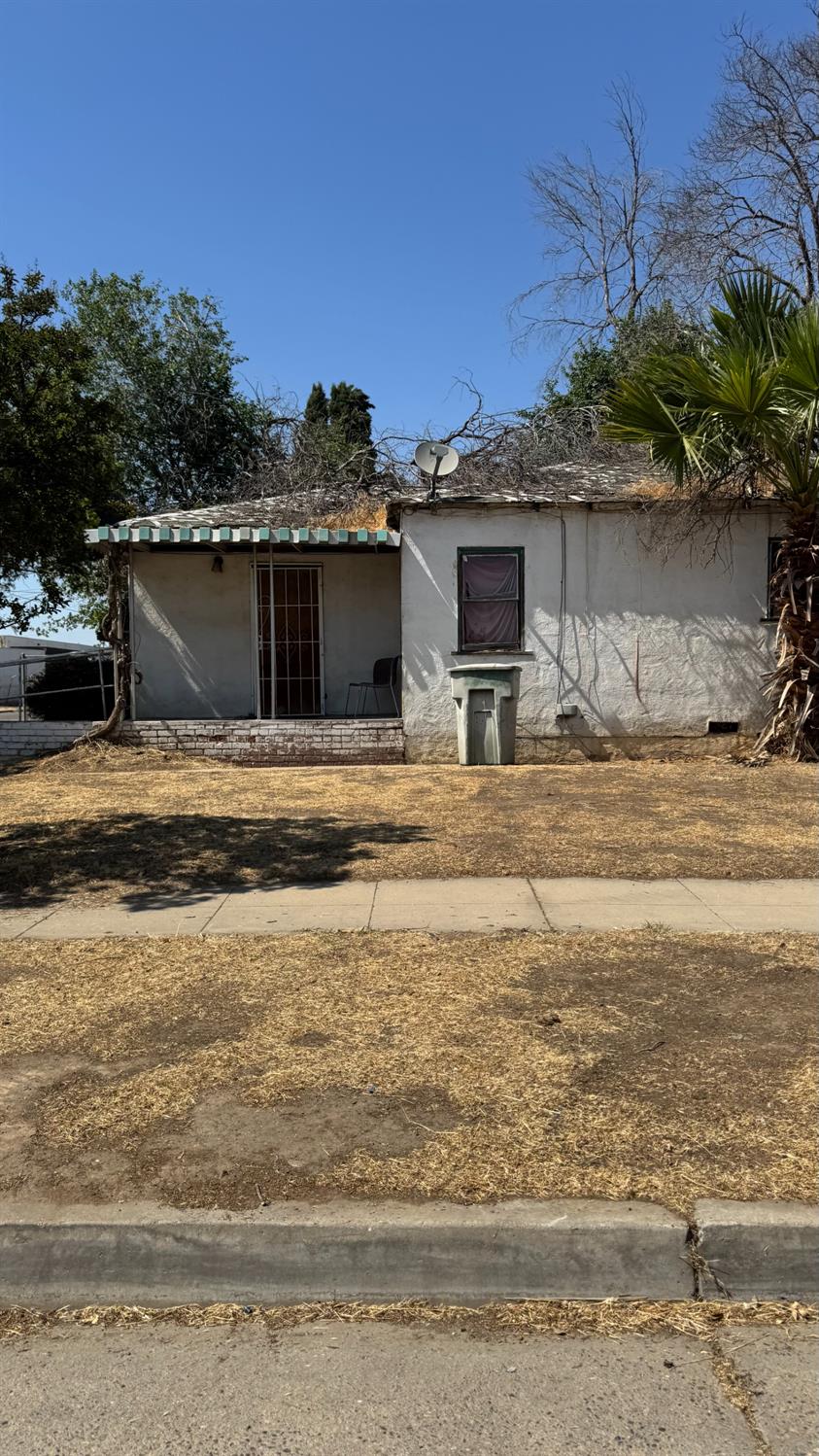 939 S Arthur, Fresno, CA 93706