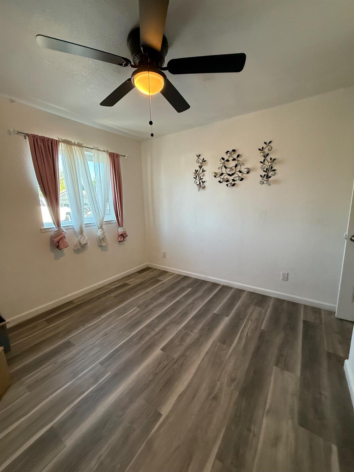 2662 Yerba St, Selma, CA 93662