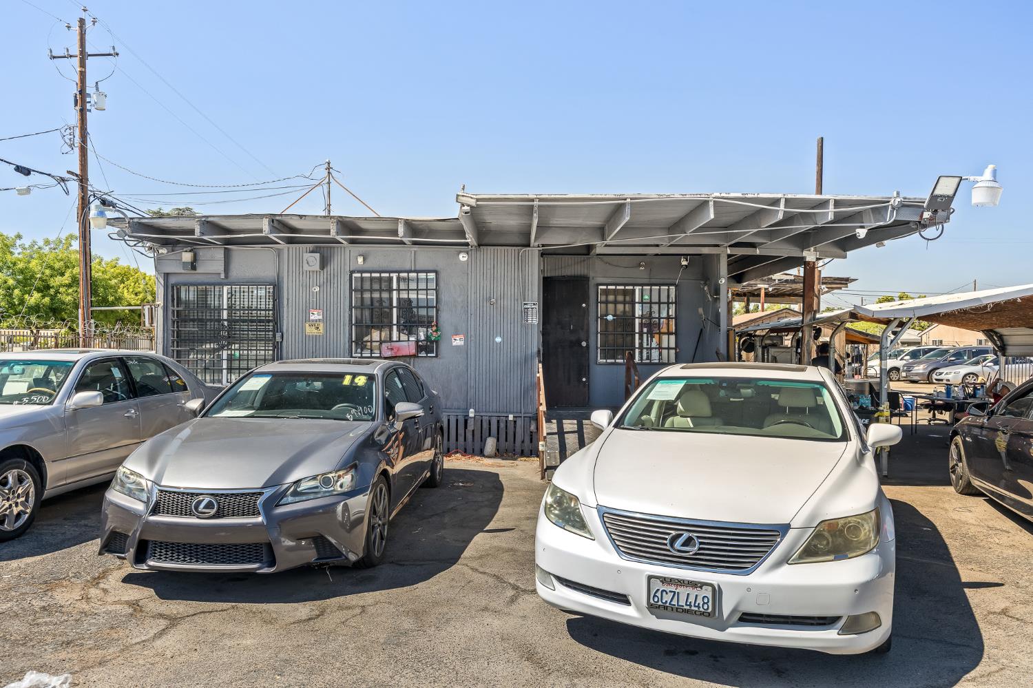 4505 E Belmont Ave, Fresno, CA 93702