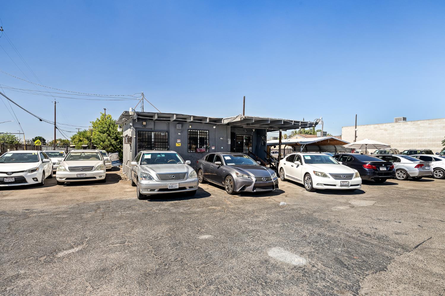 4505 E Belmont Ave, Fresno, CA 93702