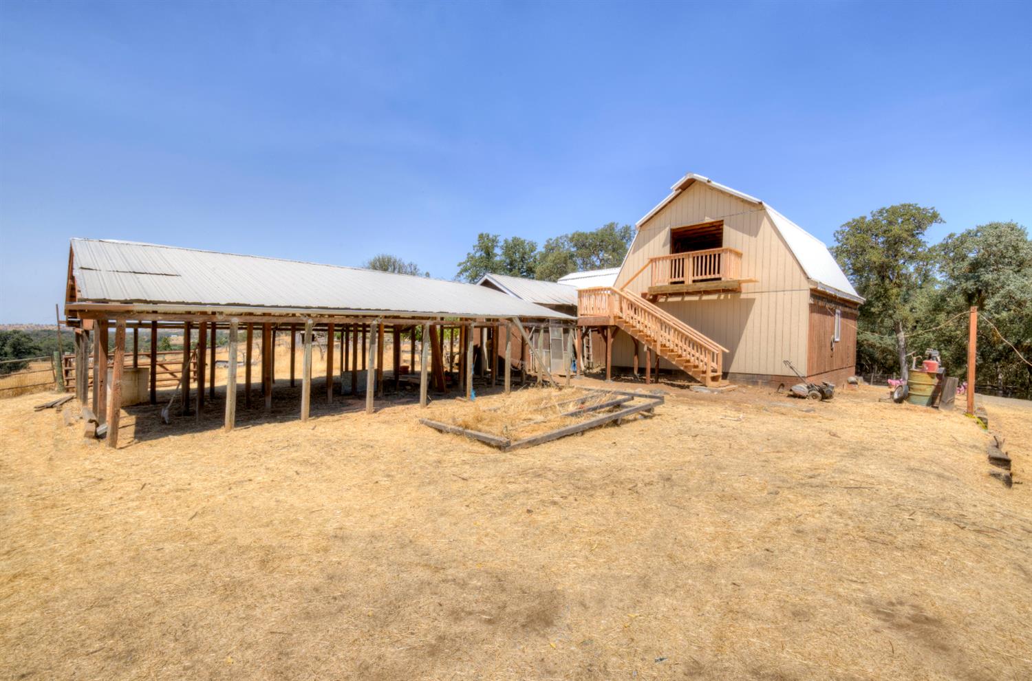 32748 Indian Guide Rd, Yokuts Valley, CA 93675
