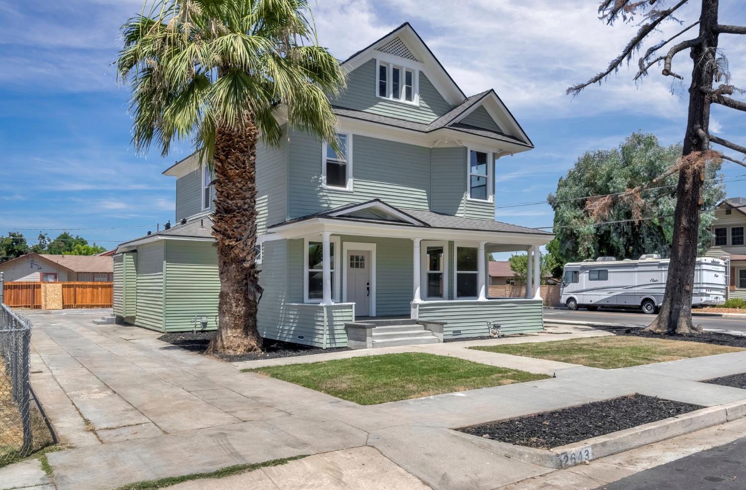2643 B St, Selma, CA 93662