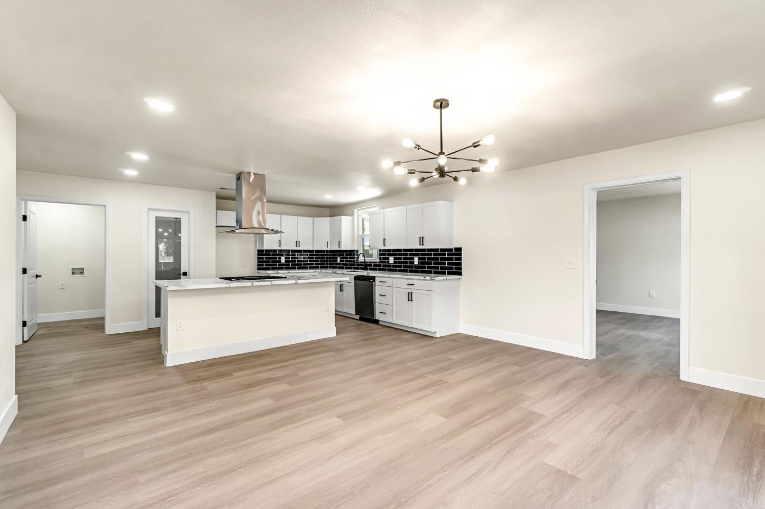 2643 B St, Selma, CA 93662