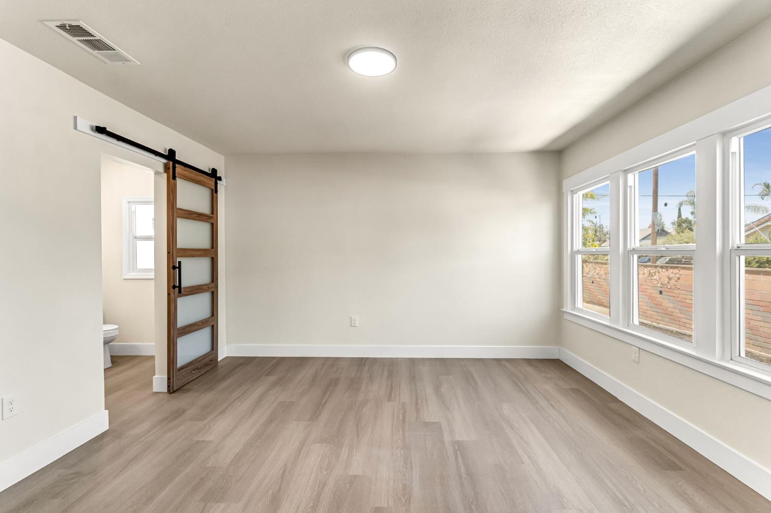 2643 B St, Selma, CA 93662