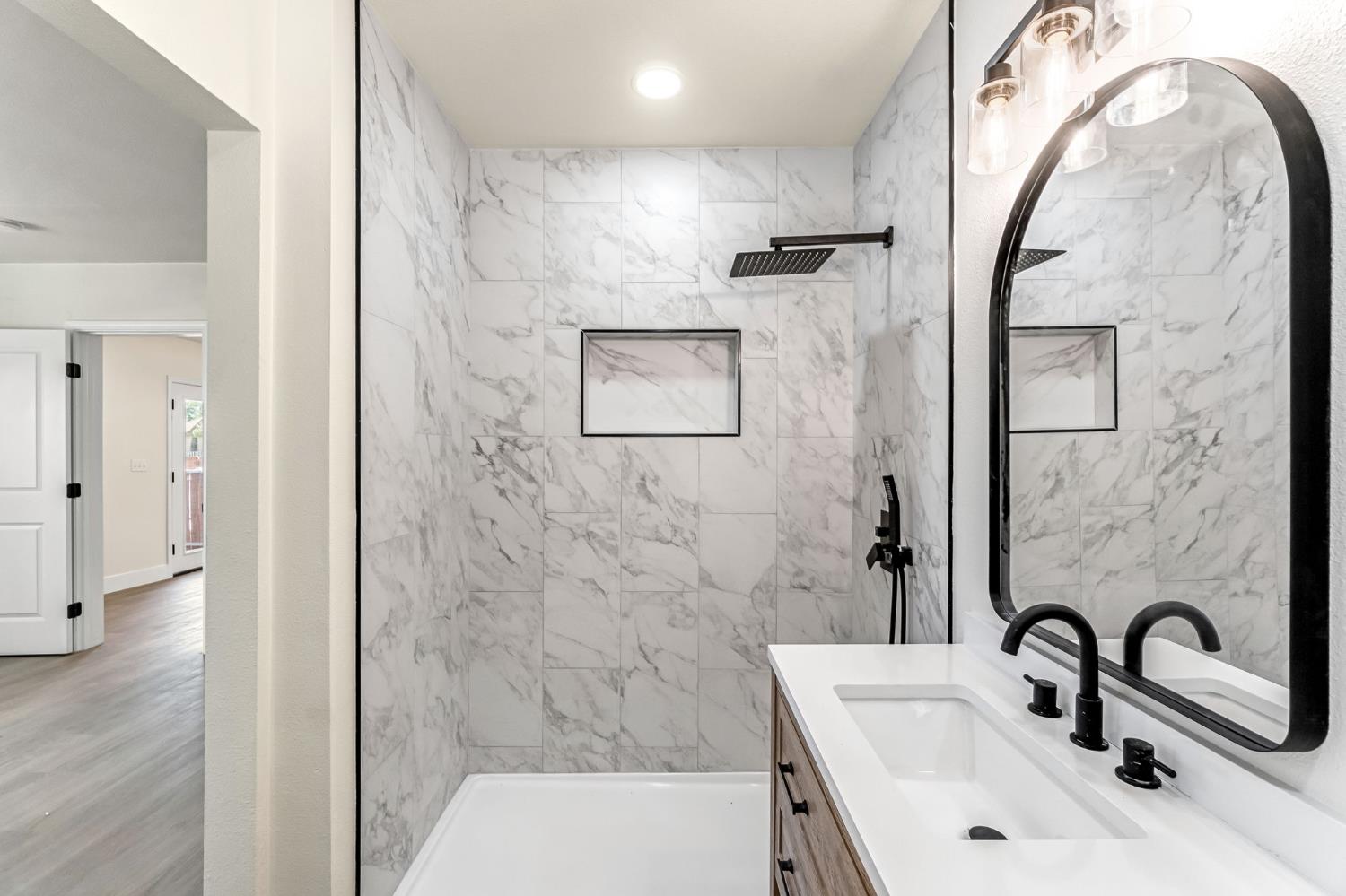 2643 B St, Selma, CA 93662