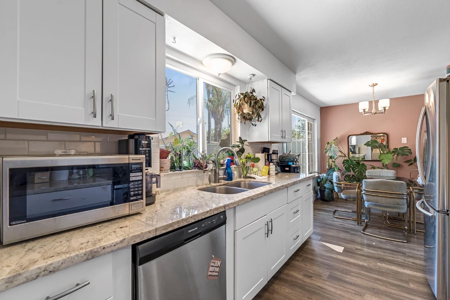 4679 E Pitt Ave, Fresno, CA 93725