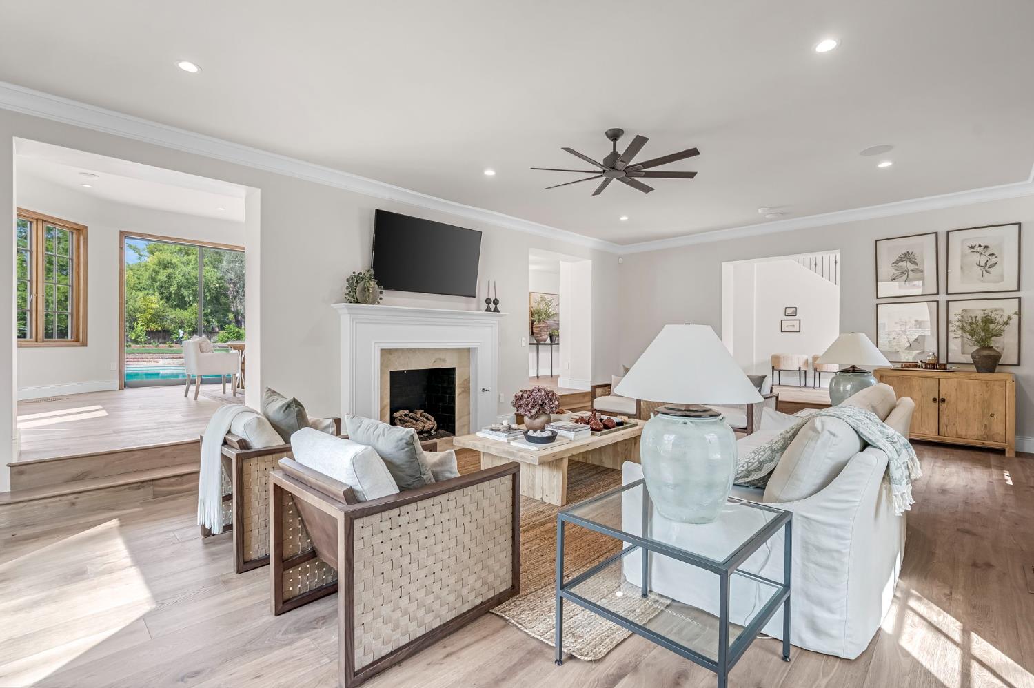 4689 N Van Ness Blvd, Fresno, CA 93704