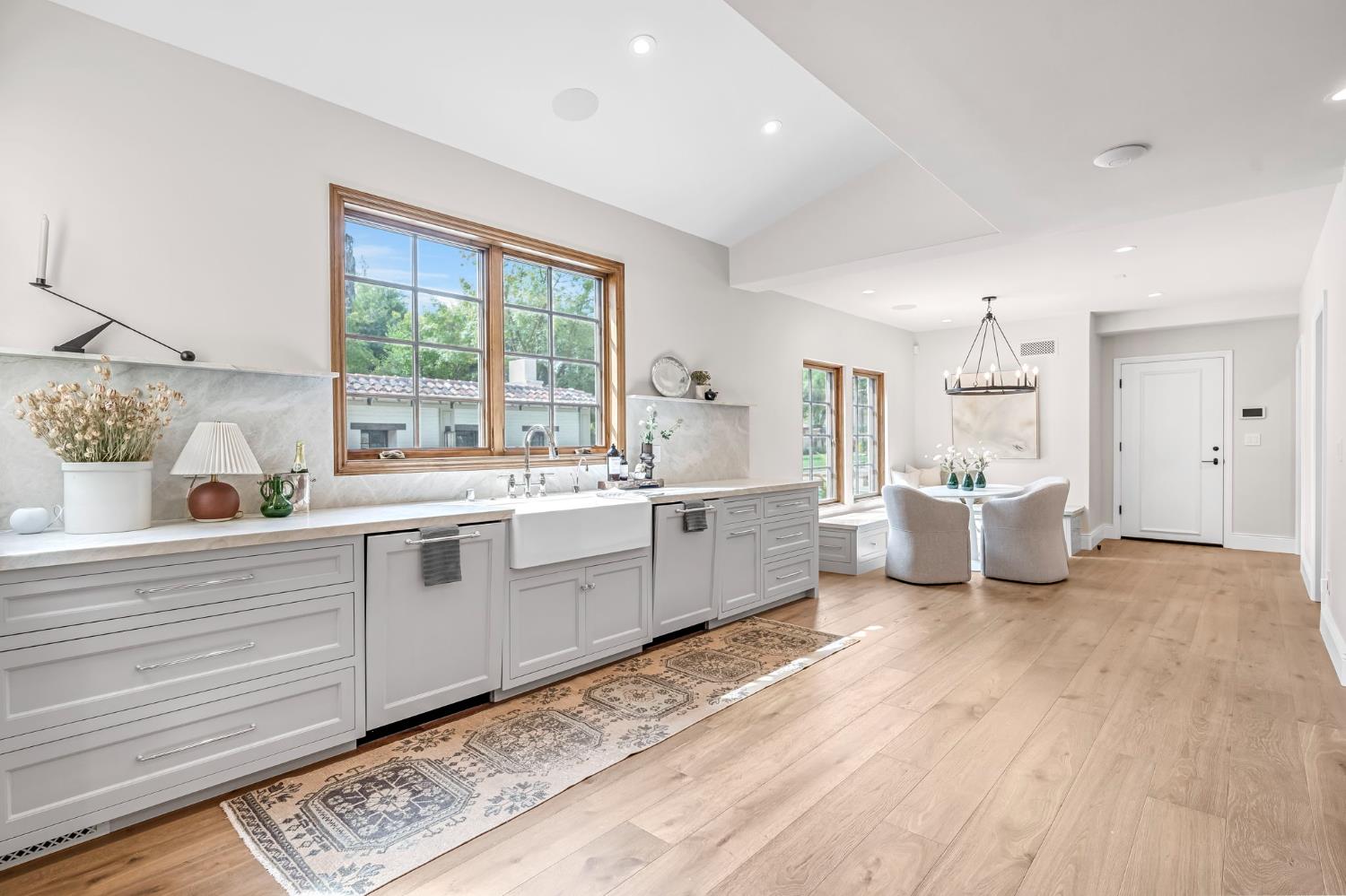 4689 N Van Ness Blvd, Fresno, CA 93704