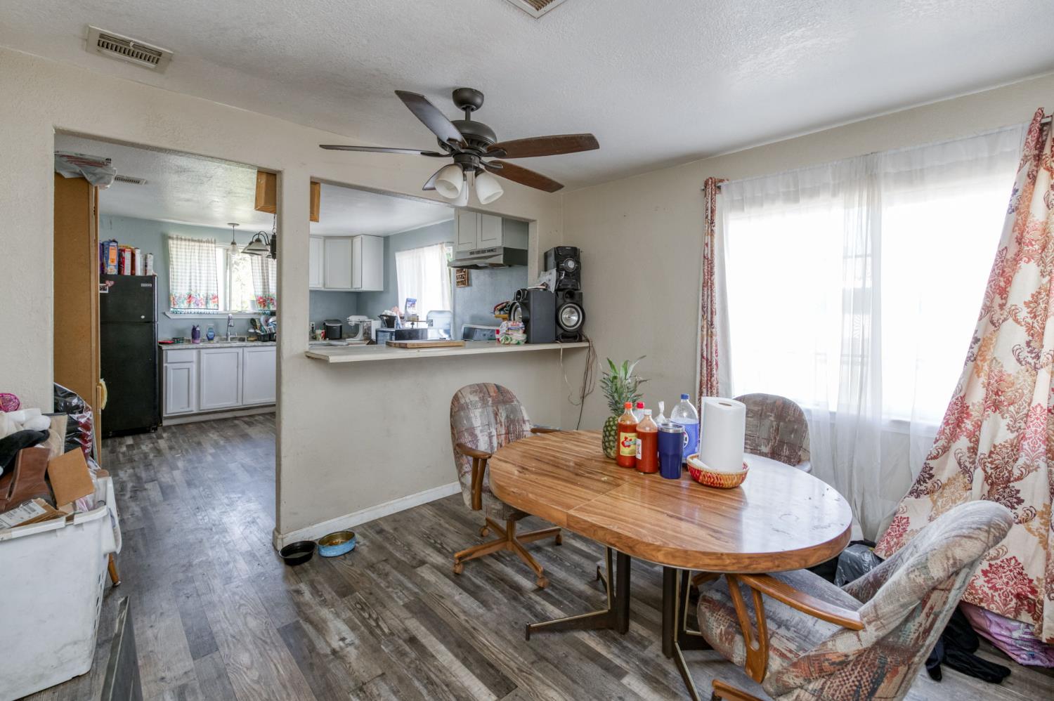 448 E Tuolumne St, Fresno, CA 93706