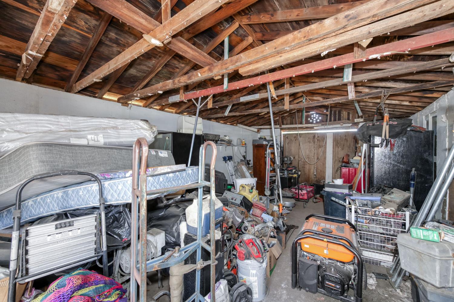 448 E Tuolumne St, Fresno, CA 93706