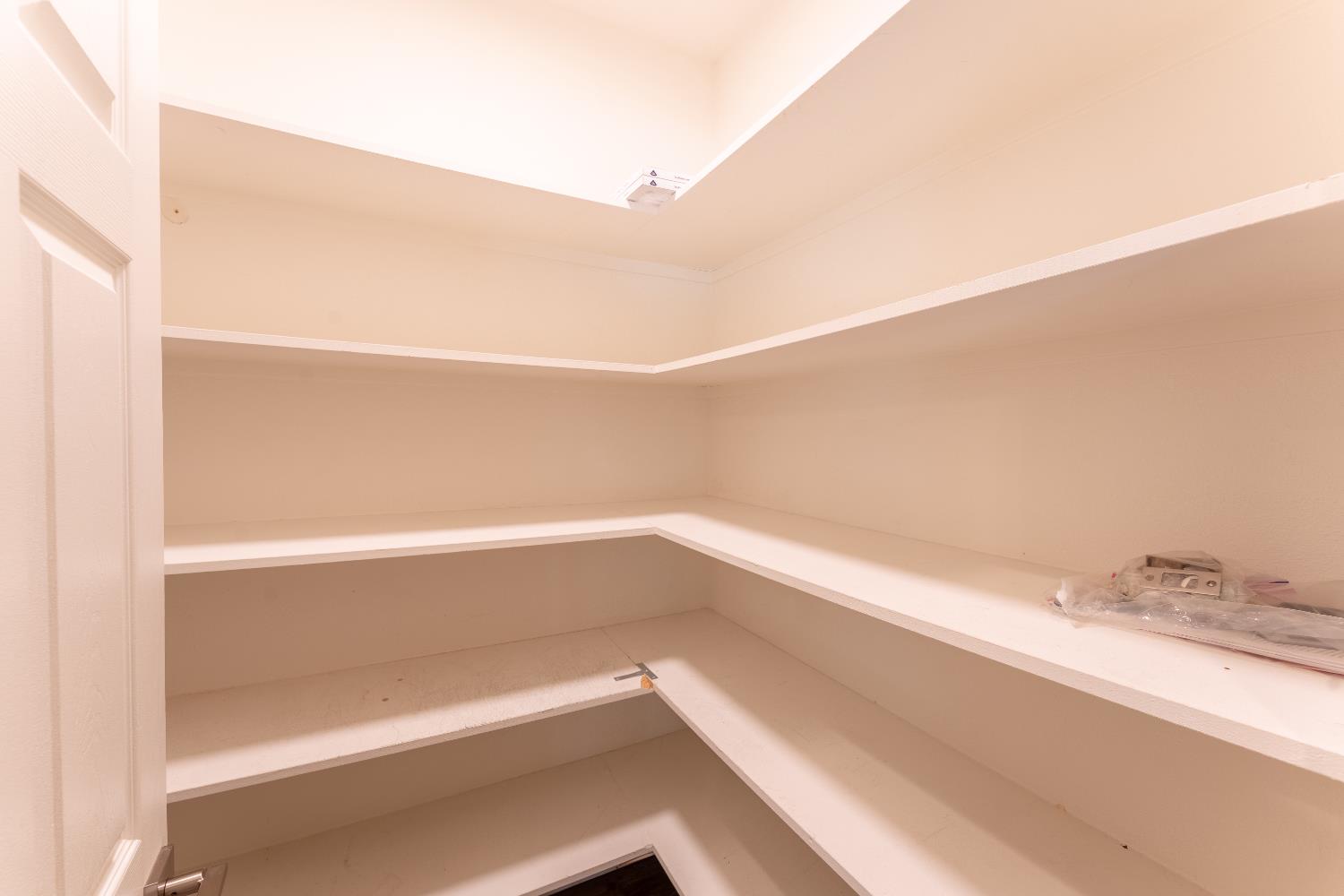 1963 Rialto Ct, Clovis, CA 93611