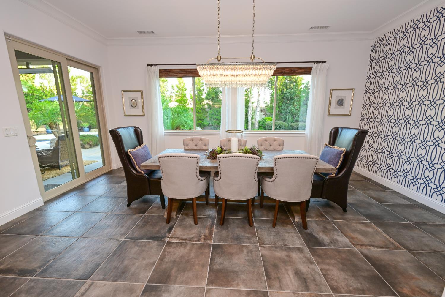 2445 E Copper Hill Way, Fresno, CA 93730