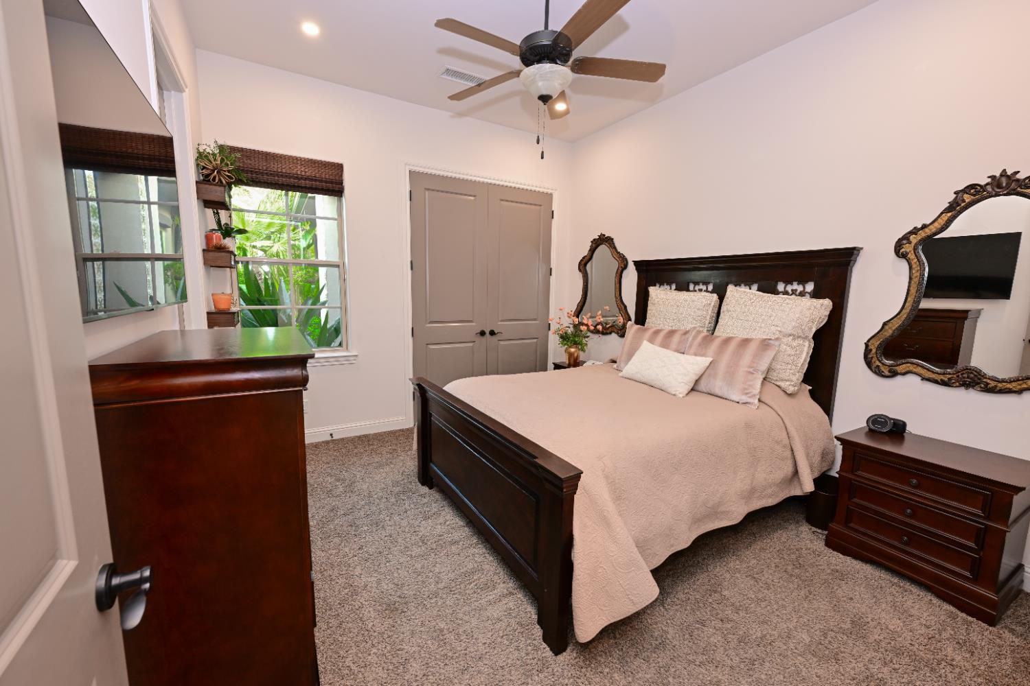 2445 E Copper Hill Way, Fresno, CA 93730