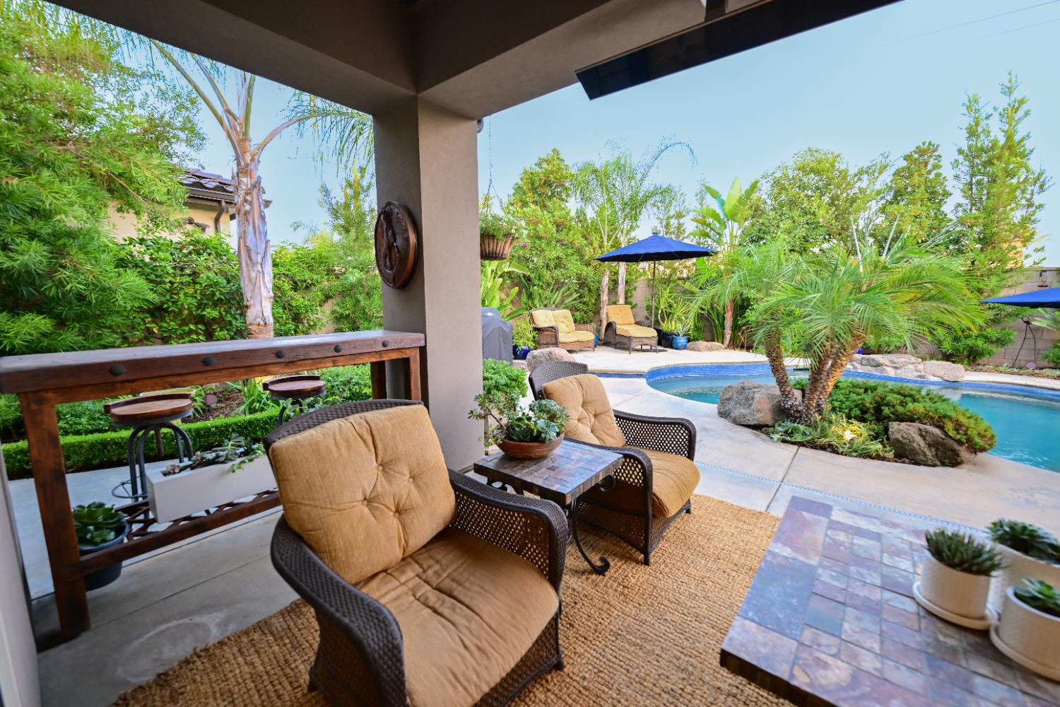 2445 E Copper Hill Way, Fresno, CA 93730