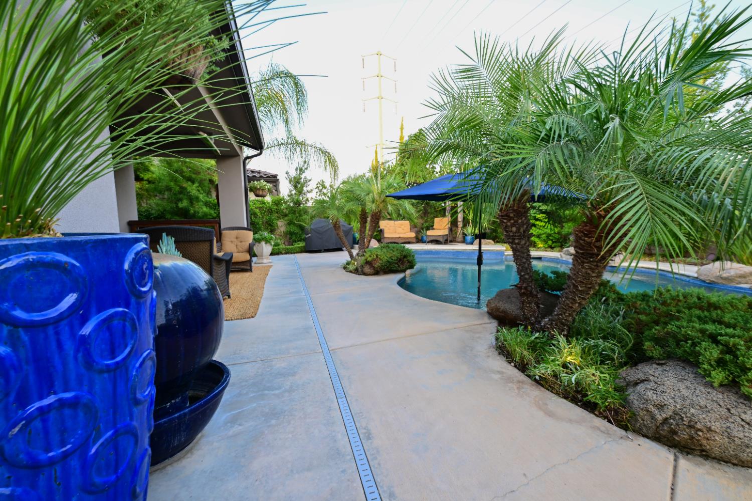 2445 E Copper Hill Way, Fresno, CA 93730