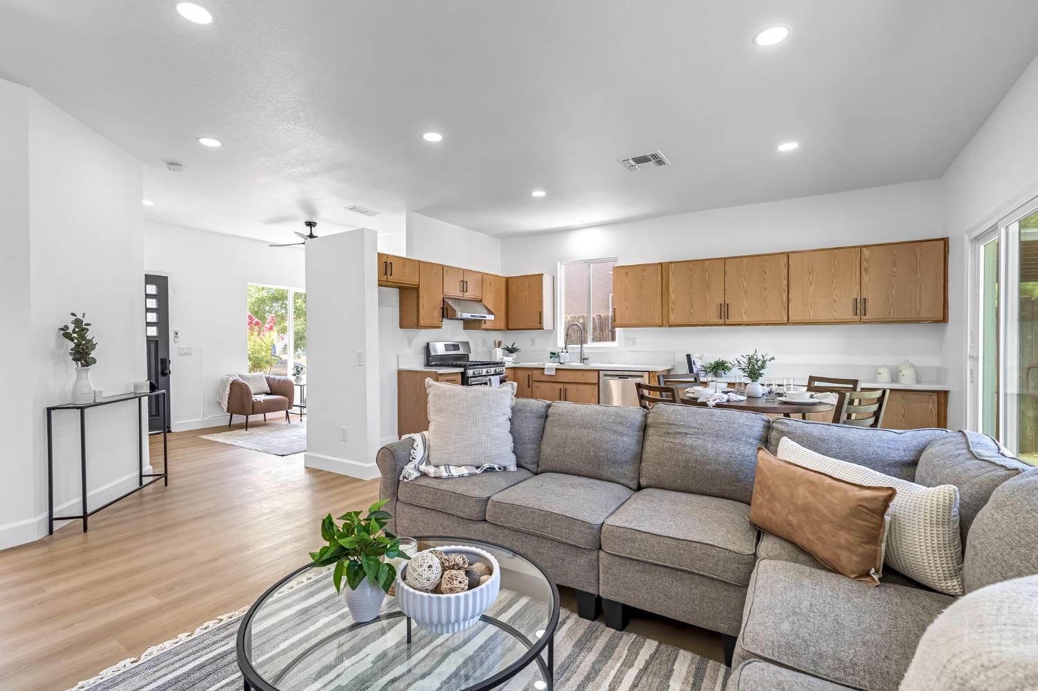 717 Nicklaus Ct, Atwater, CA 95301